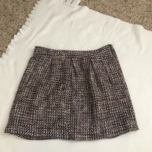 - GAP skirt